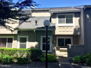 Main picture of 752 Pinta Ln