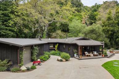 Main picture of 891 Isabella Way