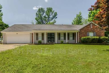Main picture of 2767 Welchlawn Cv