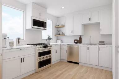 Main picture of 10 Bigelow St
