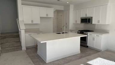 Main picture of 11076 Eka Way