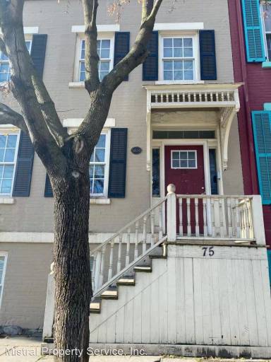 Main picture of 75 Liberty St