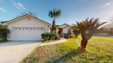 Main picture of 4500 Bentley Trace Ln N