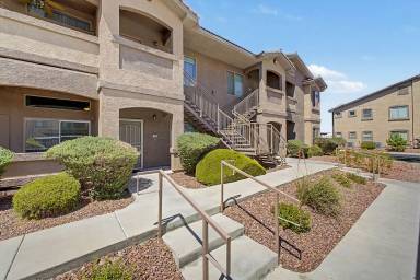 Main picture of Pebble Creek Village