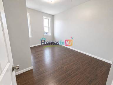 Main picture of 808 Clinton Ave
