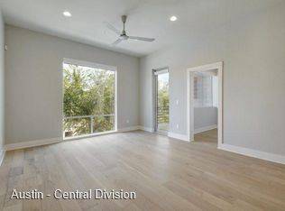 Main picture of 4525 Guadalupe St