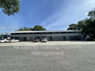 Main picture of 201 SE Beech St