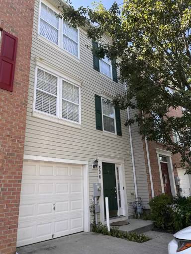Main picture of 306 Kestrel Dr