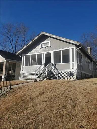 Main picture of 5810 Park Ave