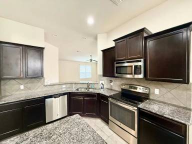 Main picture of 6628 La Sol Ln