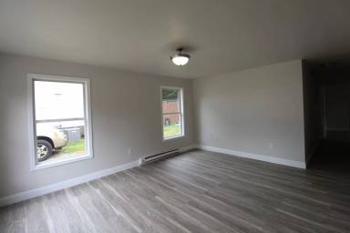 Main picture of 659 Washington St