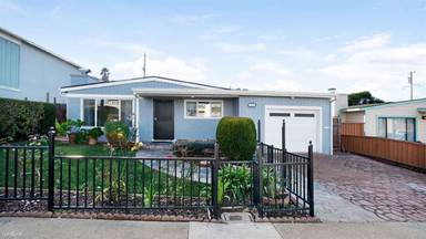 Main picture of 230 Wicklow Dr