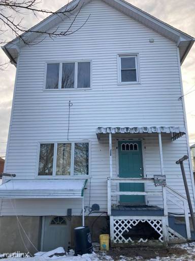 Main picture of 262 Gilligan St