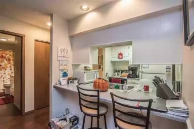 Main picture of 222 S 48th St