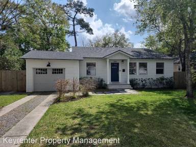 Main picture of 3886 Eloise St