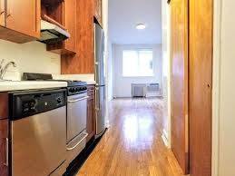 Main picture of 428 E 81st St