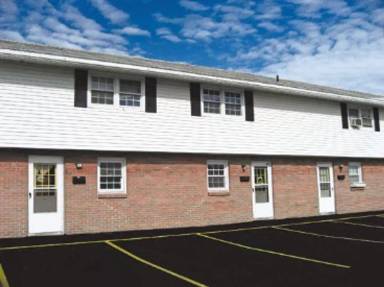 Main picture of 20 Carriage Ln