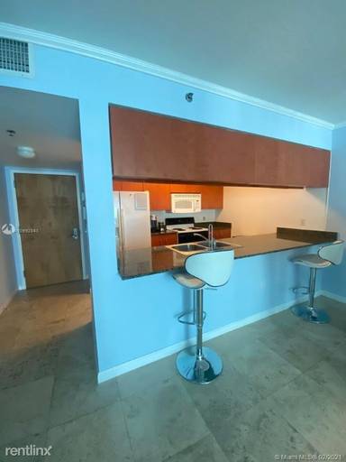 Main picture of The Club At Brickell Bay