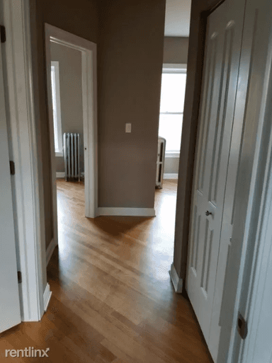 Main picture of 1644 W Pratt Blvd