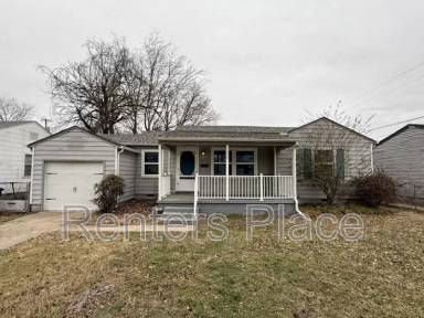 Main picture of 1377 E 42nd Pl