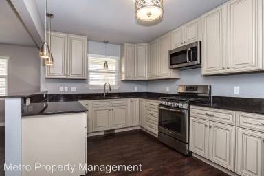 Main picture of 810 E Central Ave