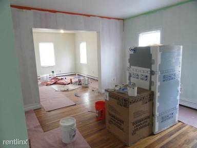 Main picture of 6 Lincoln Ave