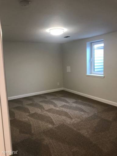 Main picture of 7180 Masey St