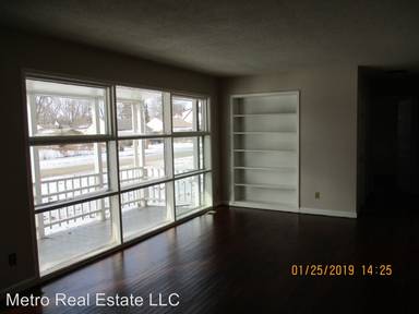 Main picture of 4711 Warsaw St