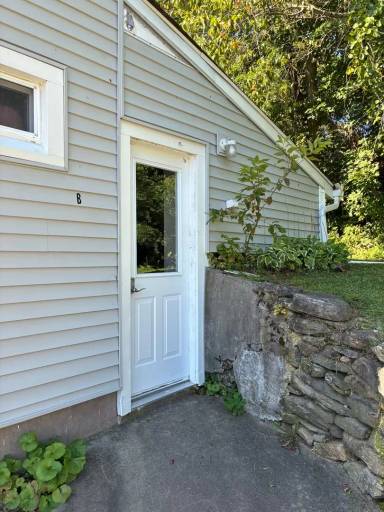 Main picture of 121 W Main St