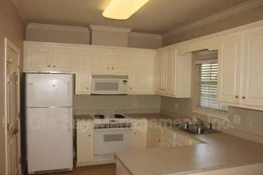 Main picture of 1005 Pinemont Dr