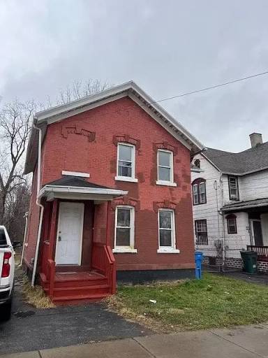 Main picture of 621 Joseph Ave