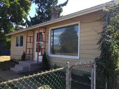 Main picture of 2926 N Terry St