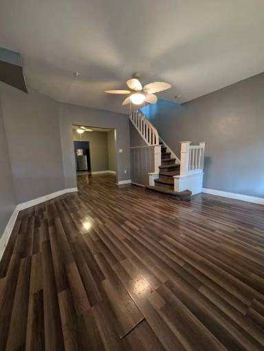 Main picture of 1424 N 62nd St