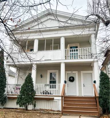 Main picture of 227 S Marr St