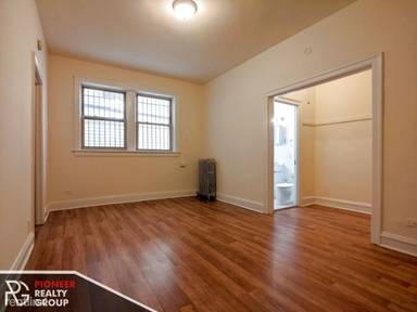 Main picture of 2536 N Sawyer Ave Apartments
