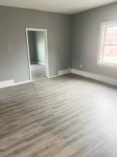 Main picture of 2329 S 5th Pl