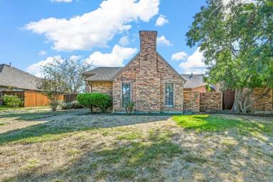 Main picture of 4007 Saint Christopher Ln