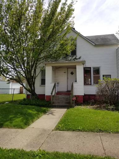 Main picture of 607 E Washington St