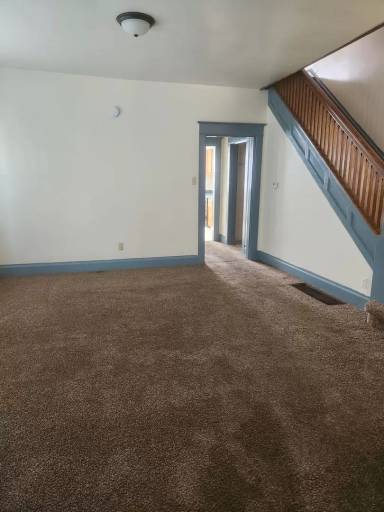 Main picture of 448 Lasselle St