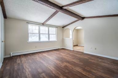 Main picture of 153 Cramer St