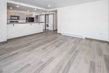 Main picture of 1901 Golden West Dr