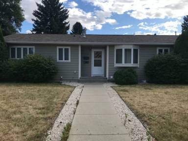 Main picture of 4422 Stone St