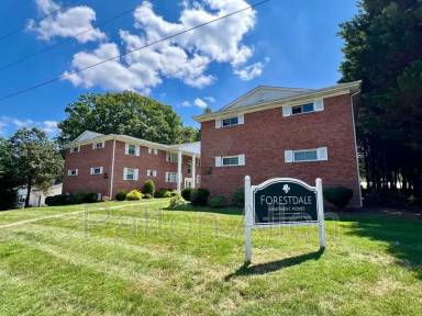Main picture of 1020 Hendersonville Rd