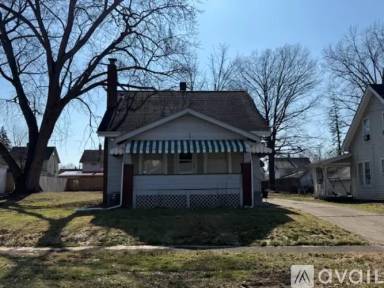 Main picture of 1172 Mc Kinley St NE