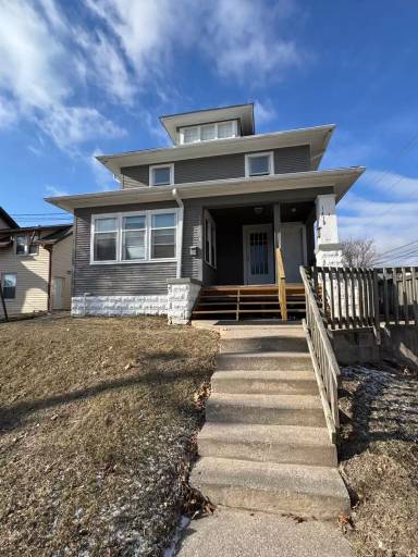 Main picture of 1414 Iowa St