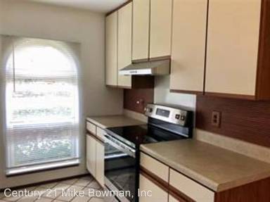 Main picture of 3037 Ravine Trl