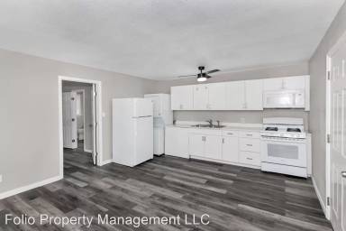 Main picture of 1505A - B Wells Ave SE