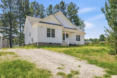 Main picture of 21169 Baileys Ln