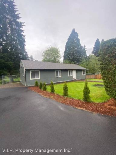 Main picture of 18687 SE Blanton St