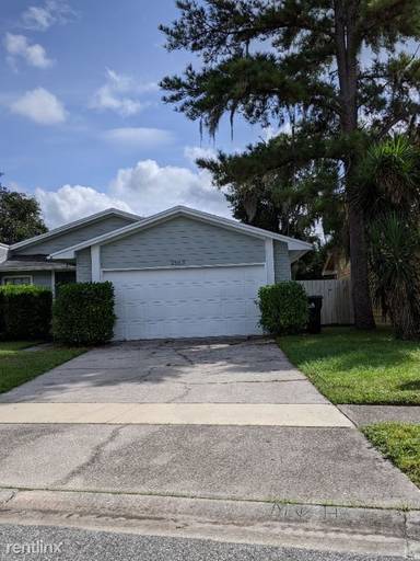 Main picture of 2913 Curry Woods Dr